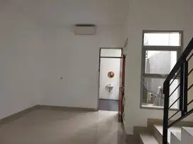 Rumah siap huni strategis