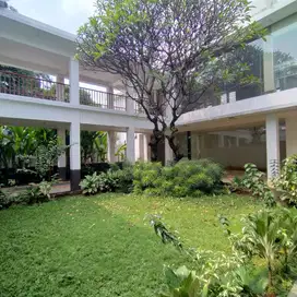 Disewakan Rumah Menteng Jakart Pusat (Cocok Untuk Kantor)