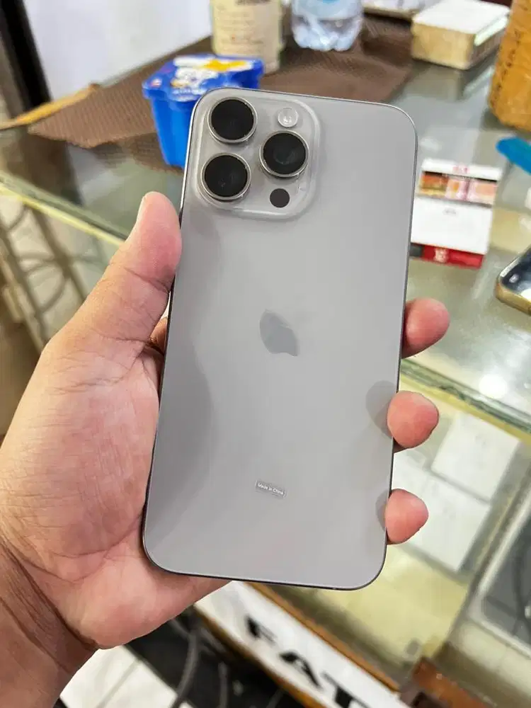 Iphone 15 Promax 256 resmi indonesia