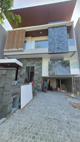 Rumah Baru Citraland Surabaya Lokasi Bagus Kamar 5 Luas 12x22