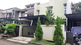 Rumah 2 lantai cantik di Cluster Kintamani PuriGading Jatiwa