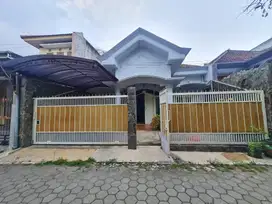 Murah Rumah Bagus Siap Huni Area Cengger Ayam Suhat Luas 180 m2