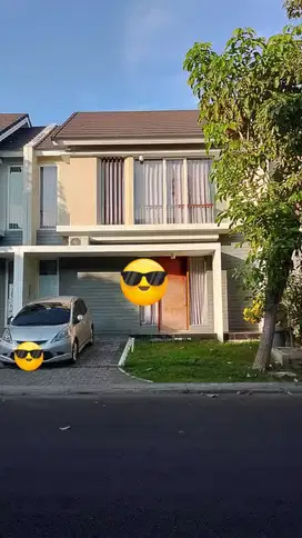 Rumah Citraland Utara di Northwest Park, Surabaya Barat