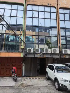 Di Jual ruko gandeeng 2 unit di jakarta barat