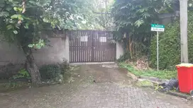 Rumah Asri & Luas di Kucica Bintaro Sektor 9, Tangerang Selatan