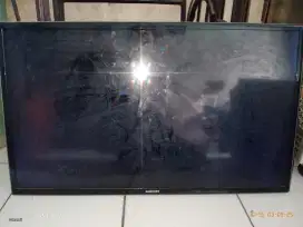 Jual santai PNY teman Samsung UA32f4000 apa adanya .550.000rb nego