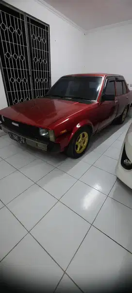 Toyota Corolla 1981 Bensin
