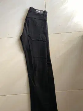 celana jeans slimfit pria