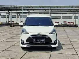 DP 12JT TOYOTA SIENTA Q AT MATIC AUTOMATIC 2017 PUTIH LOW KM