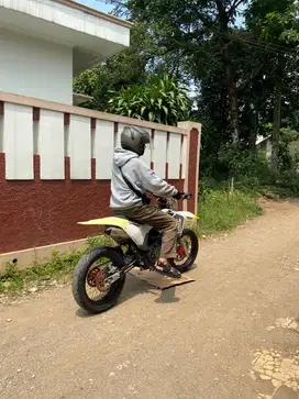 BU Jual Cepat Motor Trail 2 Tak Suzuki