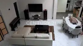 Menteng Bintaro Jaya Sek. 7,rumah Cantik Mewah 3 Lantai Dekat Tol