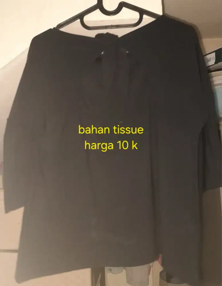 Atasan wanita dewasa