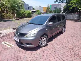 DP MURAH Nissan Grand livina 1.5 XV Bensin Matic 2014 Abu-Abu ZFN