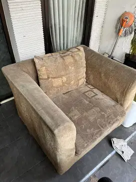 Sofa single bekas (free bantal)