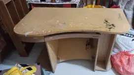 Meja komputer bekas ((nego klo mau))