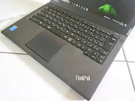 Lenovo Thinkpad X240 core i5 siap pakai