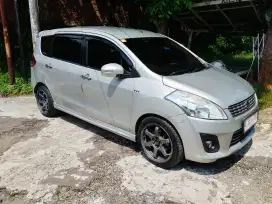 Ertiga 2012 GX MT