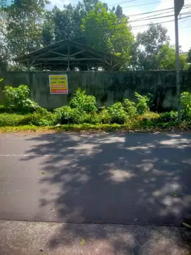 Dijual Tanah  Strategis – Pinggir Jalan Raya Praya (Dekat RSU Praya)
