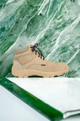 Sentra Produksi sepatu boots kulit wanita Lhokseumawe