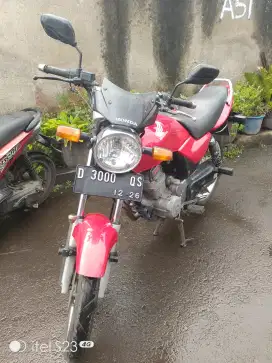 Megapro Antik, Nomor Cantik
