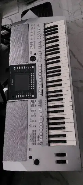 Keyboard yamaha Psr S-710