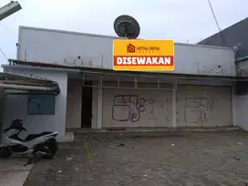 Disewakan Ruko gandeng di Kaliabang Tengah Jalan Raya Bekasi