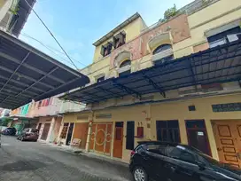 Dijual Rumah Komplek Daerah Katamso Dekat Pajak Titi Kuning