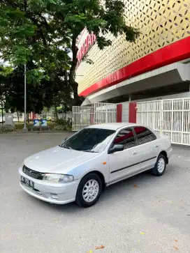 Mazda familia 323