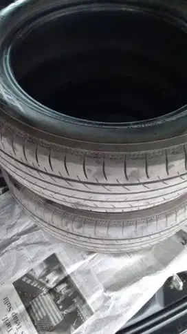 BAN BEKAS MOBIL VOXY RING 17