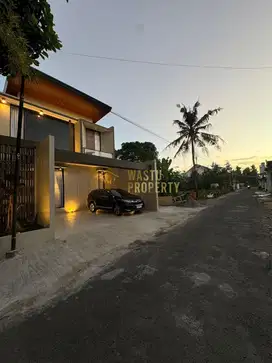 RUMAH MODERN 2 LANTAI FULL FURNISHED DI MAGUWOHARJO, SLEMAN
