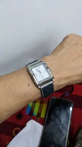 jam tangan Tommy Hilfiger original