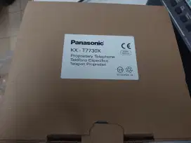 Telfon digital KX - T7730X