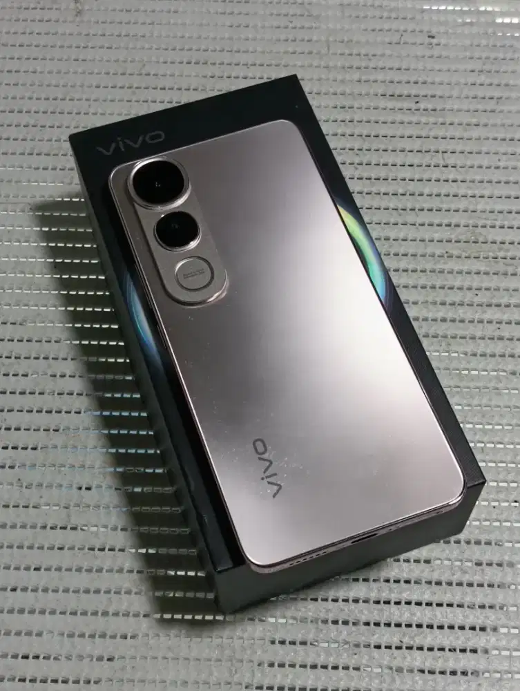 Vivo V50 Lite 5G 8/256 Gb