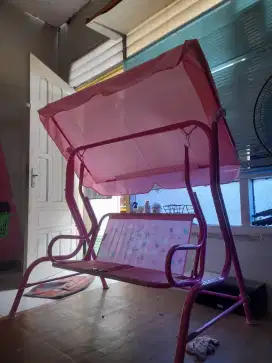 Ayunan anak pink lucu besi ace hadware