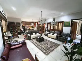 Rumah Klasik Modern Komplek Batununggal dkt ke Tol Buahbatu Bandung