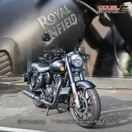 ROYALD ENFIELD CLASSIC 350 2022  HITAM  LOW KM