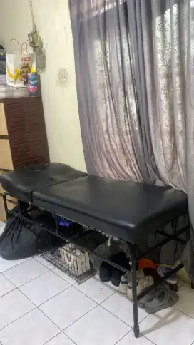 Di jual bed bekas eyelas