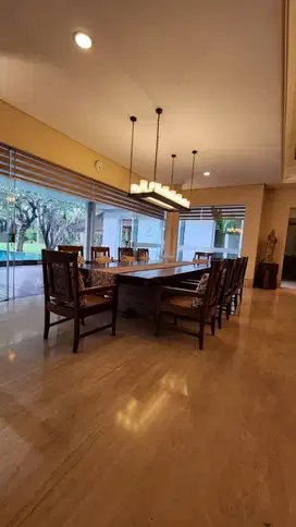 Rumah Mewah Full Furnished Seperti Lukisan, Graha Taman Bintaro