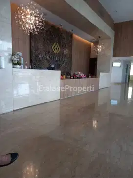 Gallery West 2 BR furniched istimewa pengen cepat laku