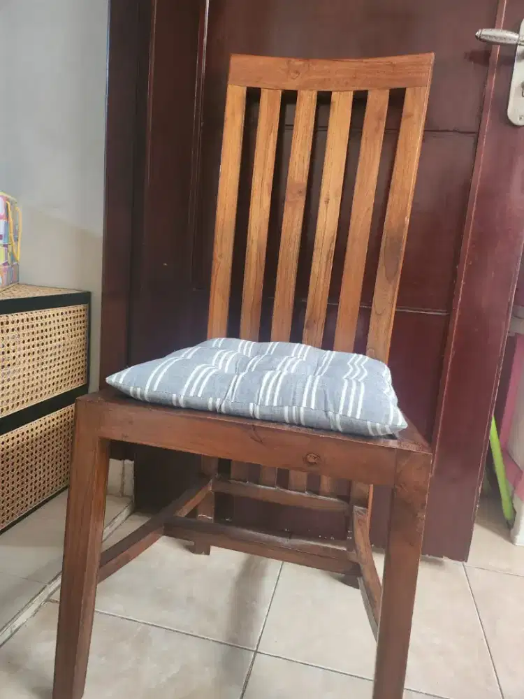 Kursi Makan Kayu Jati