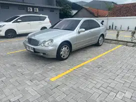 Mercedes-Benz C240 2003 Bensin