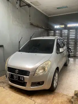 Suzuki Splash GL Mt Silver 2011