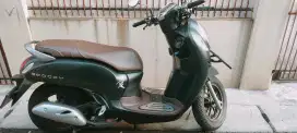 Di jual motor Scoopy tahun 2024