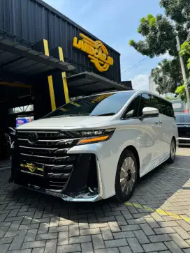 Toyota Vellfire 2.5 HEV 2024 Executive Lounge