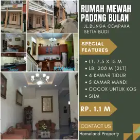 Rumah mewah pasang bulan