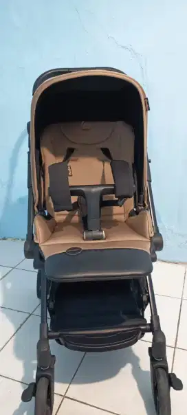 Stroller Cocolatte Versee (Preloved)