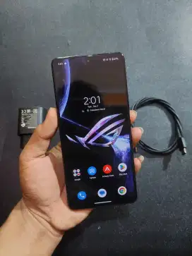 Asus ROG Phone 8 12/256gb