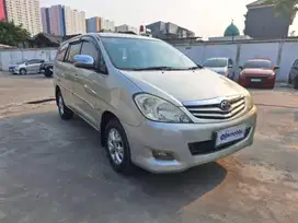 DP 5% Toyota Kijang Innova 2.0 G Luxury Bensin-AT 2010 SBP