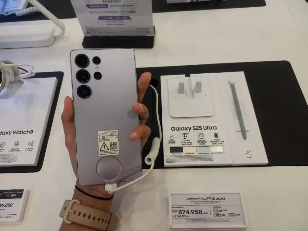 SAMSUNG GALAXY S25 ULTRA
