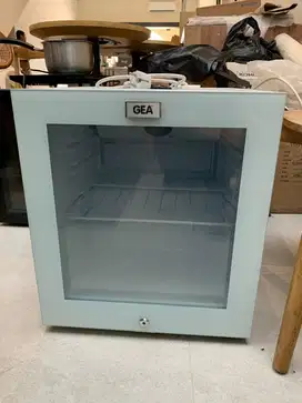 Kulkas display GEA showcase